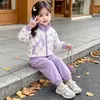 Conjunto Feminino Outono 2026 Novo Estiloso Bebê Casual Jaqueta Calça Outono Moda Infantil Conjunto de Duas Peças Tendência