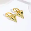 Cobre Banhado a Ouro 18K Nova Moda Commuter Tridimensional Vazado Liso Geométrico Coração Brincos Bicolores Atacado