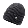 Gorro de Invierno Cálido de Punto para Hombre, Estilo Coreano Moderno Versátil a Prueba de Viento Protección para Orejas Grueso Color Sólido de Lana, Gorro Transfronterizo para Clima Frío