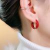 Aretes rojos para mujer, aretes de diseño de nicho, exquisitos aretes versátiles de estilo occidental, pequeños aretes de hebilla para la oreja, joyería para la oreja de lujo ligero de otoño e invierno