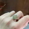 Anillo de Plata de Ley con Ópalo Natural Incrustado para Mujer con Apertura Forma de Trébol de Cuatro Hojas Piedra Principal 3x 4mm Venta Caliente en Europa y América