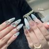Joyería para uñas cielo estrellado blanco parpadeante blanco fondo puntiagudo Súper Flash forma de uña Taladro de cristal corazón torcido amor gordo Taladro cuadrado al por mayor