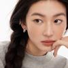 Plata de Ley S925 Diseño Dongdaemun Corea del Sur Diamante Anillo de Alta Gama Anillo Aretes Aretes Simples de Lujo Ligero para Mujer