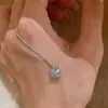 Estilo Similar al Libro Rojo Collar Anillo Azul Fresco con un Solo Diamante Moda Retro Versátil Diseño de Nicho Cadena para la Clavícula Elegante