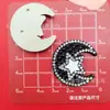 Etiqueta de Letra Número Oso Estilo Luna Chanel Simulada Accesorios de Plástico DIY para Fundas de Teléfono y Zuecos