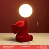 Lámpara de Noche Festiva Linda Creativa Lámpara Larga Sala de Estar Dormitorio Artesanías de Resina Adornos Regalo de Boda