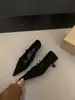 Zapatos Mary Jane de tacón de aguja con punta fina y ante estilo vintage para mujer, nuevo modelo primavera 2025, adecuados para ir al trabajo, zapatos de tacón de gatito para la noche