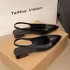 Zapatos de tacón alto de punta fina estilo francés con tacón grueso y espalda descubierta, nuevos zapatos de trabajo elegantes estilo hada de cuero suave para mujer temporada primavera/otoño 2025