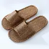 Sandálias e chinelos de primavera e verão para mulheres, palha de rattan, bambu, para casa, interior, casais, sola macia, silenciosos, para o chão, linho, atacado