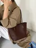 Bolso tejido grande vintage transfronterizo para mujer, nuevo bolso tote coreano simple de moda 2026, bolso de hombro de gran capacidad para el día a día