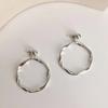 Pinza para Oreja Anillo Grande de Alta Calidad Sin Dolor para Mujeres de Cara Redonda Pendientes Placa de Incienso Repelente de Mosquitos Pendientes Exagerados de Otoño de Alta Calidad
