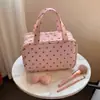 Bolsa de Maquiagem Bolinhas 2026Pu para Mulheres, Novo Modelo com Três Camadas e Divisórias, Bolsa Grande de Armazenamento de Cosméticos Portátil para Viagem e Artigos de Higiene Pessoal