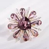 Broche de Girasol de Lujo, Broche Versátil de Alta Gama con Pedrería y Diseño Único, Accesorio de Pines de Nicho para Mujeres