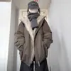 Abrigo de Invierno de Diseño Holgado Águila de Montaña Estilo Granja Moderno Empalme de Piel Cuello de Piel Abrigo de Algodón Parka para Mujer