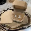 Pendientes de Plata con Lazo y Circonita, Pendientes Minimalistas Estilo Coreano Ins, Pendientes de Lujo Ligero de Gama Alta con un Diseño Único