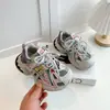 Zapatillas para niños colección primavera, verano y otoño 2026: zapatillas gruesas para niños, zapatillas de correr de suela blanda, zapatillas de malla de moda, zapatos transpirables para niñas