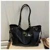Bolso Gran Capacidad Bolso Mujer 2025 Nueva Moda Bolso de Hombro Nicho Popular Viajero Retro Bolso Tote Transfronterizo