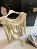 Camiseta Base de Encaje Atractiva y Pura con Hombros Descubiertos para Mujer, Elegante Top de Malla Ajustado de Manga Larga en Color Café para Otoño e Invierno
