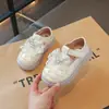 Sapatos de Couro com Laço da Moda para Meninas 2026 Nova Moda Primavera Sapatos para Meninas com Solas Macias, Versáteis para Uso ao Ar Livre
