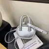 Bolsa Cruzada de Hombro Nueva de Jardín de Infantes Verano 2025 Personalizada Moderna Casual Textura Casual Bolsa Pequeña Cuadrada para Niños