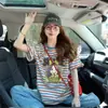 Camiseta de Algodón Puro a Rayas Color-Block Retro Estilo Hong Kong para Mujer, Estampado Chic de Chica de Dibujos Animados, Top de Encaje Holgado Casual, Moderno