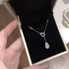 Nuevo Collar de Calabaza Verde Estilo Chino para Mujer, Gargantilla de Calcedonia de Lujo Ligero Nicho Temperamento, Diseño Estilo Nacional con Cadena para Clavícula de Alta Gama