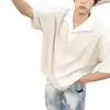 Camisa de manga corta de dos piezas de imitación texturizada, moderna y a la moda, versátil con un diseño de empalme, polo de color liso con cuello camisero para hombre