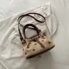 Bolso de mano retro y minimalista para mujer, nueva colección otoño 2026, elegante y con estilo, adecuado para ir al trabajo, bolso de hombro y bolso tote
