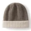 Gorro de punto de alta calidad con bloques de color, 100% cachemira pura, unisex, adecuado para otoño e invierno, versátil, talla grande, te mantiene abrigado y protege tus orejas