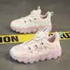 Sapatos infantis para meninos e meninas, verão, malha oca respirável, fivela giratória, crianças de meia-idade e maiores, alunos do ensino fundamental, calçados casuais esportivos