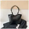 Bolso tote grande casual simple de comercio exterior para mujer, nuevo bolso tote de moda moderno para ir al trabajo, bolso de hombro de gran capacidad