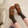 Birkenstocks Outono Feminino 2026 Sapatos Baixos para o Trabalho Moda Retrô Confortáveis Fivela Novos Versáteis Camurça Casual