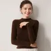 Camiseta básica 100% cachemira pura, nuevo estilo otoño e invierno, cuello semi-alto, corte ajustado, suéter de punto acanalado para mujer