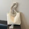 Bolsa tote bordada com laço, nova bolsa de ombro versátil de veludo 2026 para usar sob o braço, bolsa transversal minimalista para mulheres