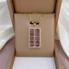 Collar de mujer: Collar de flor de circón esmeralda estilo europeo y americano transfronterizo, colgante de nuevo diseño, cadena elegante para la clavícula