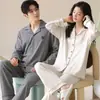Pijama de Pareja Thermolite Otoño/Invierno Cepillado Temperatura Constante Manga Larga Hombre/Mujer Engrosado Cálido Moderno Conjunto de Ropa de Casa