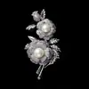 Broche de Rosa Retro Fashionável para Mulheres, Broche Elegante e Estiloso de Pérola, Pino de Luxo Leve de Alta Qualidade, Acessório para Blazer