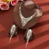 Estilo Europeo y Americano Cadena de Garras de Pedrería Resistente Conjunto de Pendientes con Borlas y Collar Joyería de Moda de Gama Alta para Bodas Nupciales Ecológica