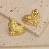 Pendientes Dorados en Forma de Corazón Estilo Europeo y Americano, Pendientes de Botón de Alta Gama para Mujer, Pendientes de Acero Inoxidable de Lujo Ligero, Personalización Profesional de Joyería