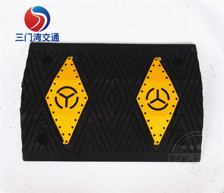 橡塑减速带集合01_副本