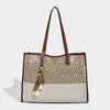 Bolso Tote de Paja Tejida de Gran Capacidad con Bloques de Color de Moda para Mujer, Bolso de Hombro y Axila Estilo Nuevo, Bolso Tejido Simple para Vacaciones en la Playa