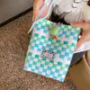Hd6220A05 Bolsa Tejida de Plástico Colorida de Hello Kitty Dibujos Animados Linda Bolso Cruzado Bolso de Mano para Salir al Trabajo Bolsa de Cesta de Verduras