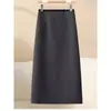 Atacado do fabricante em estoque: Saia feminina de lantejoulas e glitter, modelo novo, corte reto, fenda traseira, saia bodycon de comprimento médio em linha A