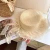 Chapéu de Palha com Laço de Renda Francesa Topo Plano para Mulheres Estilo Verão para Férias na Praia Aba Larga Proteção Solar Chapéu de Sol