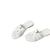Sandalias Planas Transfronterizas en Stock para Mujer, Nuevo Estilo de Moda Verano 2025, Adecuadas para Usar con Faldas, Zapatillas Pequeñas Estilo Francés