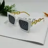 Óculos de Sol Quadrados Clássicos com Corrente para Mulheres, Moda Europeia e Americana Armação Grande Emagrecedora para Mulheres, Estilo Moderno de Alta Qualidade