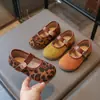 Zapatos de Cuero Estilo Coreano para Niñas 2026 Nuevas Llegadas Primavera/Otoño Zapatos Planos Suaves para Niños con Estampado de Leopardo Mocasines para Exteriores y Conducir para Niñas Pequeñas
