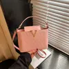 Moda de Luxo Leve Color-blocking 2026 Primavera Nova Chegada Carta Personalidade Retrô Tendência Bolsa de Ombro Único Transversal para Mulheres