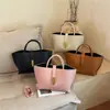 Bolso Cubo Elegante de Hombro Cruzado de Gran Capacidad para Mujer, Estilo Nuevo de Verano 2026, Casual de Moda con Hebilla de Cierre