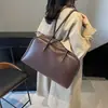 Bolso de Mano Grande de Capacidad Estilo Normcore Retro para Mujer Otoño Temprano 2025 Casual Versátil Ropa de Trabajo Bolso Boston de Hombro de Moda